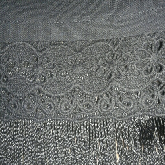 Jessica Simpson Black Fringed Crop Tank - Picture 6 of 7